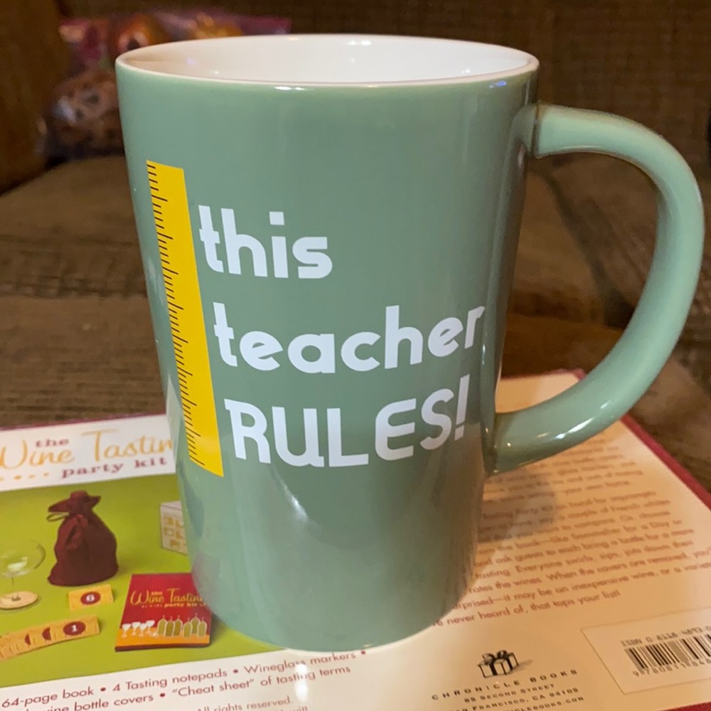 NWT This teacher Rules! Ceramic mug